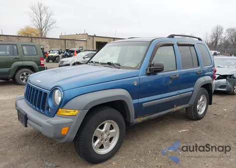 2005 Jeep Liberty Sport из США, поврежденный, VIN 1J4GL48K95W508954